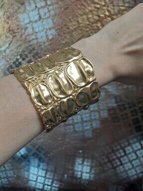 Zara Gold Wide Sculpted Cuff Bracelet - Women Jewelry